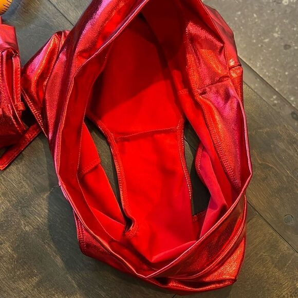 New Halter Metallic Crop Top Shiny Keyhole Bra for Dancing, Raves, Festivals - Picture 11 of 12